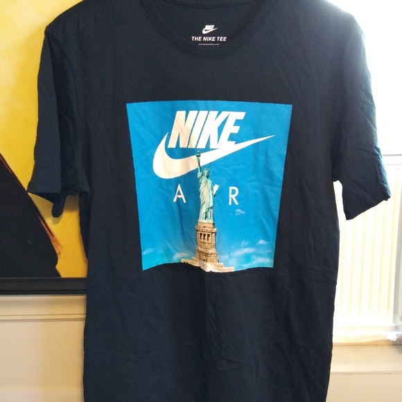 nike statue of liberty t shirt